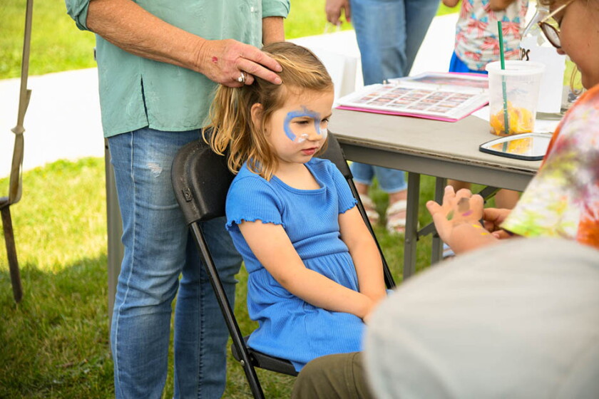 Watermark Art Festival amasses hundreds at Library Park for 57th year ...