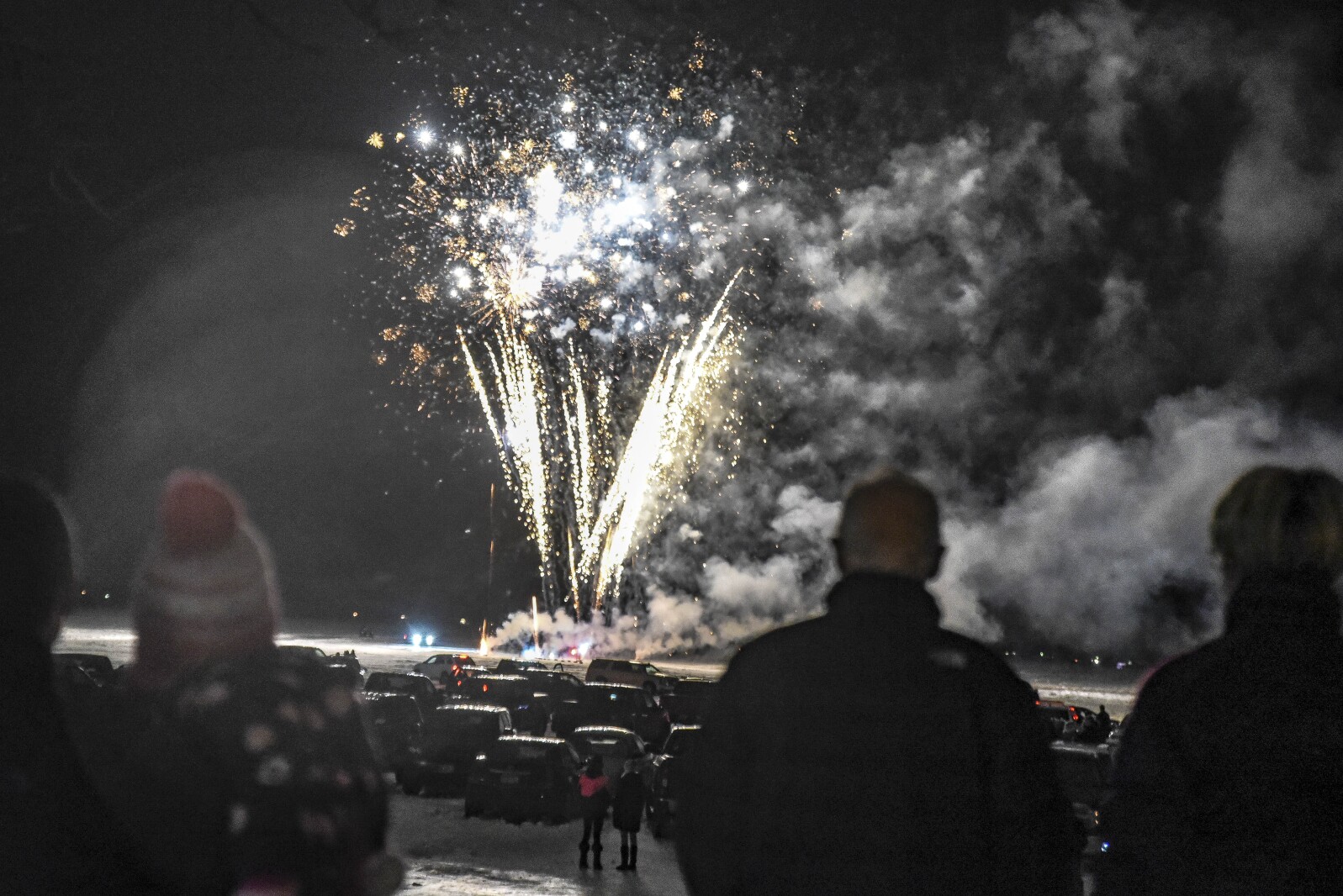 Fireworks at Spicer Ice Castle Lighting Ceremony - West Central Tribune ...