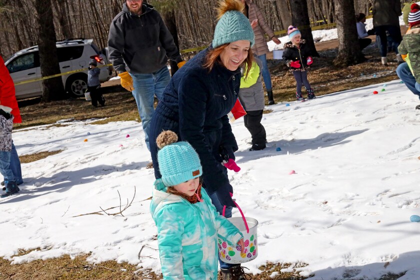 Families enjoy the Annual Lake Shore Easter Egg Hunt Saturday, April 17, 2022, at Fritz Loven Park.