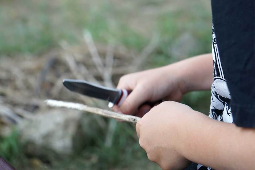 091222-young-boy-pocketknife-shutterstock.jpg