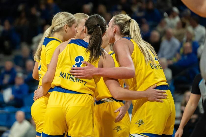 South Dakota State Basketball Jackrabbit Women Extend Winning Streak south-dakota-state-basketball-jackrabbit-women-extend-winning-streak