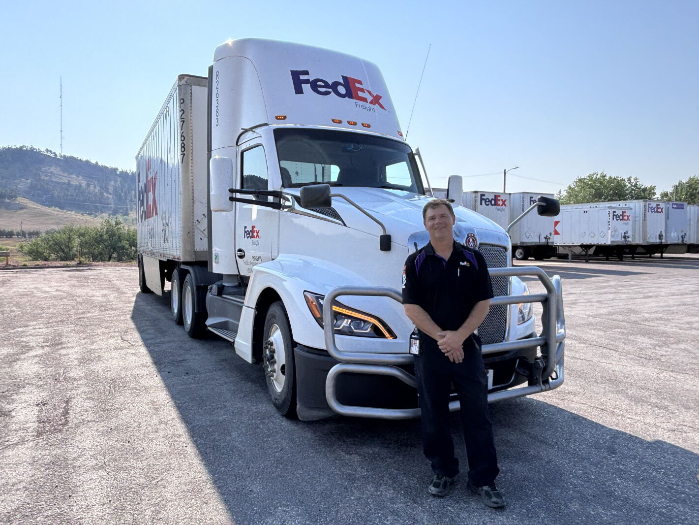 Rapid City truck driver to represent South Dakota at the NAtional Truck Driving Championships
