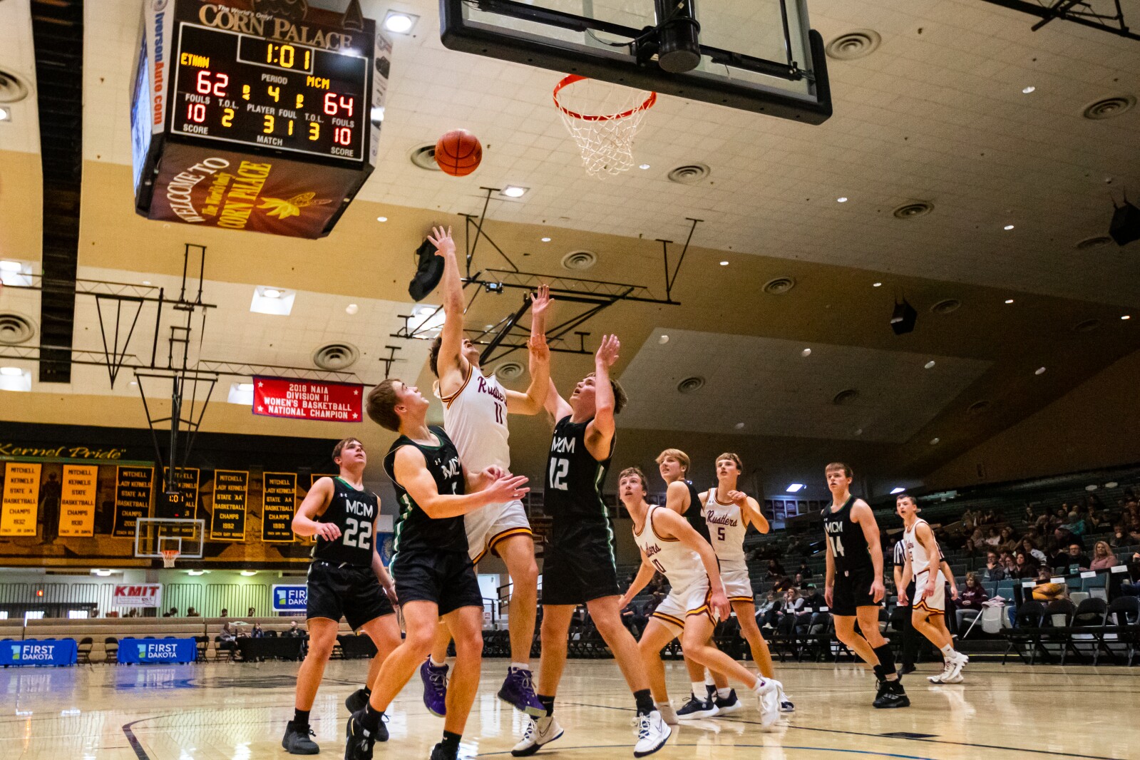 12-28-22HoopCityClassicEthanvsMCM-67.jpg