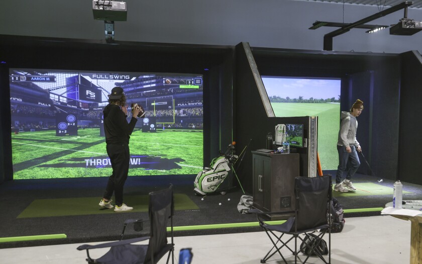 021225.B.FF.GOLFNXT.3