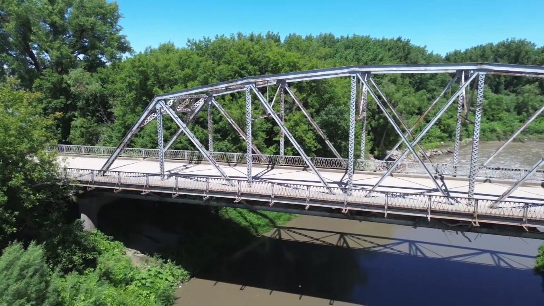 South Pembina Bridge could reopen to pedestrians