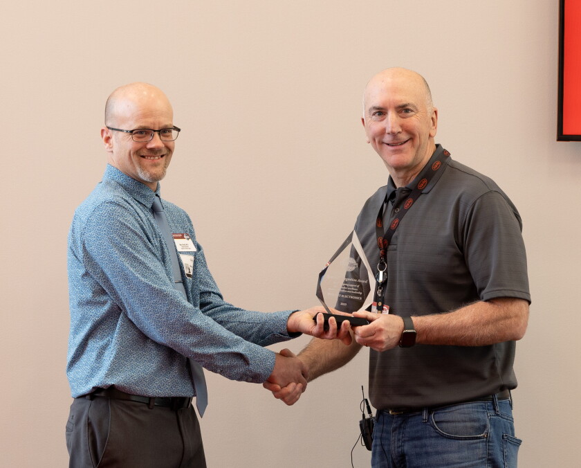 Toastmaster Electronics Digi-Key Electronics Receives Toastmasters’ Corporate Recognition Award ...