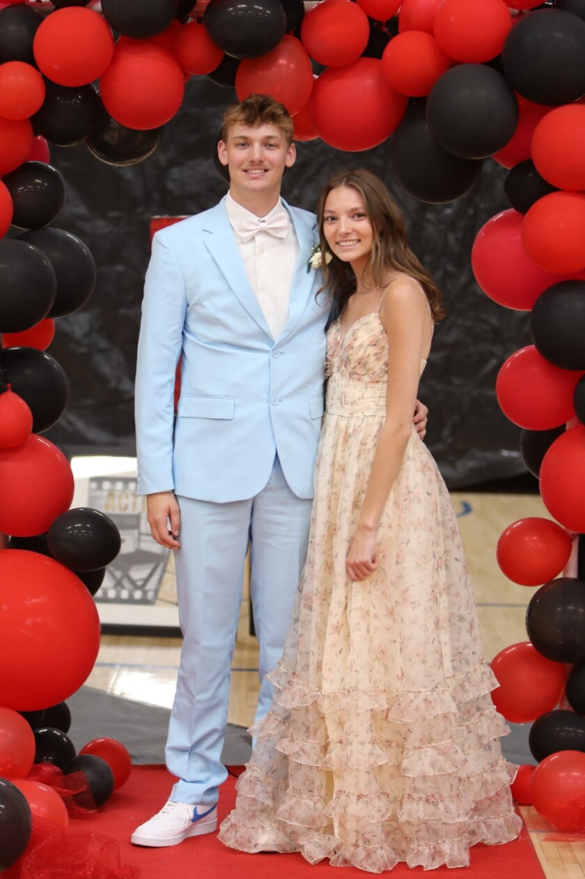 Prom Forum Brandon-Evansville High School Prom 2024 - PHOTOS - Alexandria Echo ...