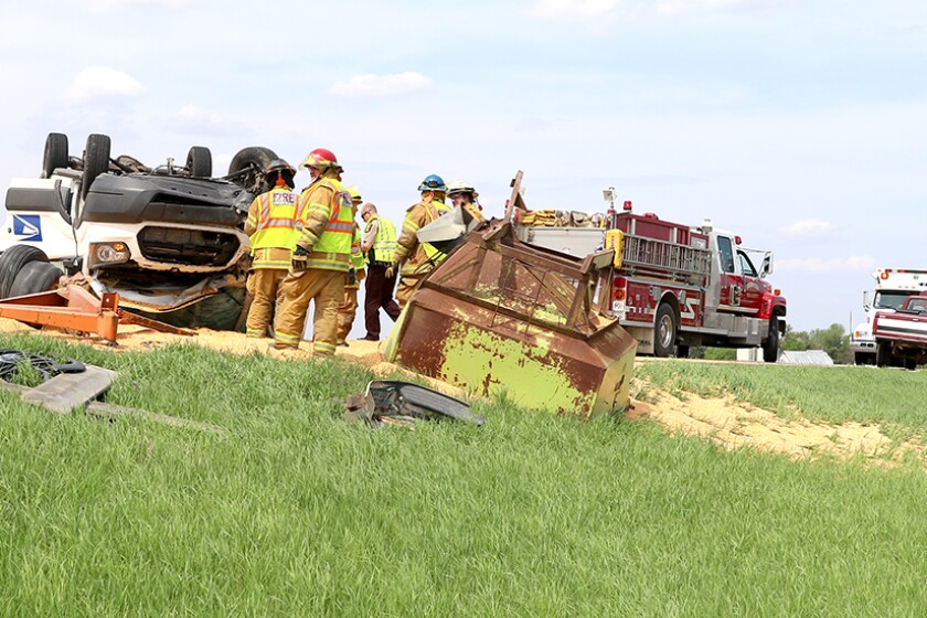 051918.N.DG_. grain wagon crash. web.jpg