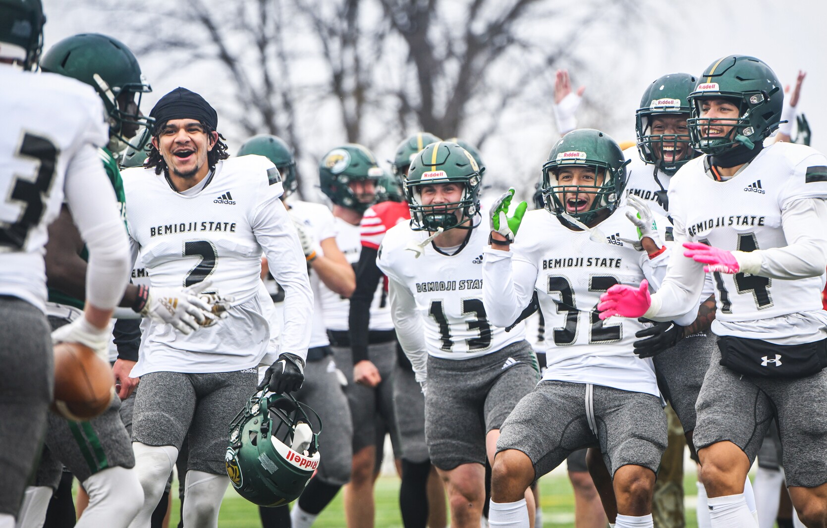 FOOTBALL: Bemidji State ranked preseason No 8 in Division II by Lindy s FOOTBALL: Bemidji State ranked preseason No 8 in Division II by Lindy s