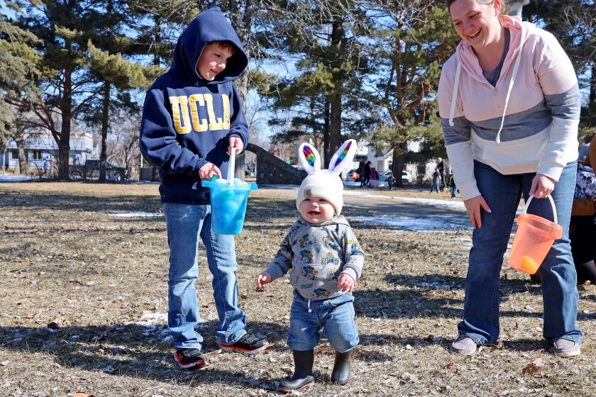 Families enjoy the Annual Brainerd Easter Egg Hunt Saturday, April 17, 2022, at Gregory Park.