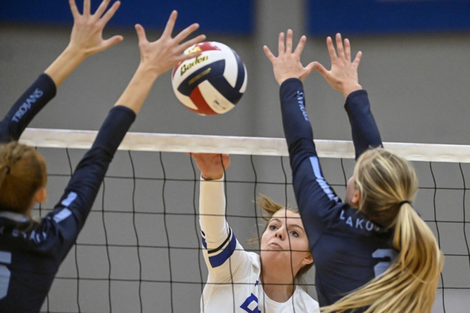 100521.DWU-DSUVball26.jpg