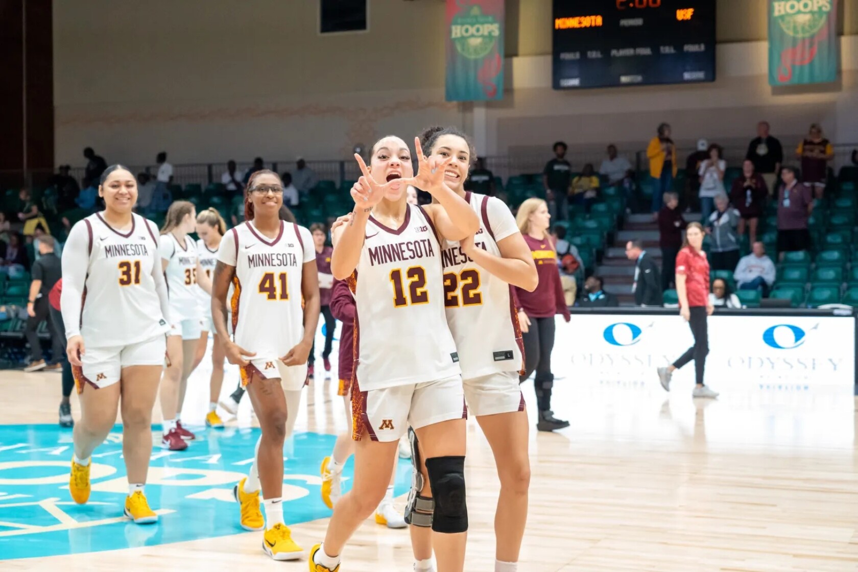 Gophers defeat South Florida, advance to Bahamas final - InForum ...