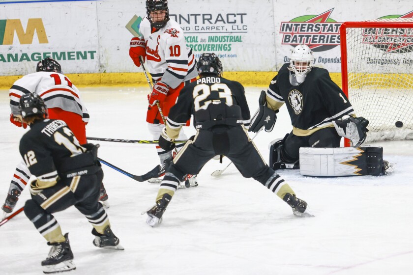 high school boys playing hockey
