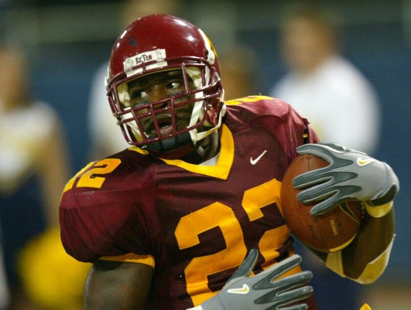 SPORTS-SCOGGINS-COLLEGE-ATHLETES-SHOULD-GET-MS.jpg