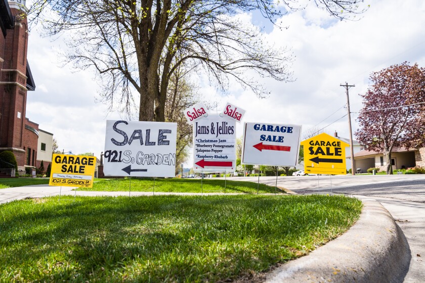 100-Mile Garage Sale shoppers back in force - Post Bulletin | Rochester