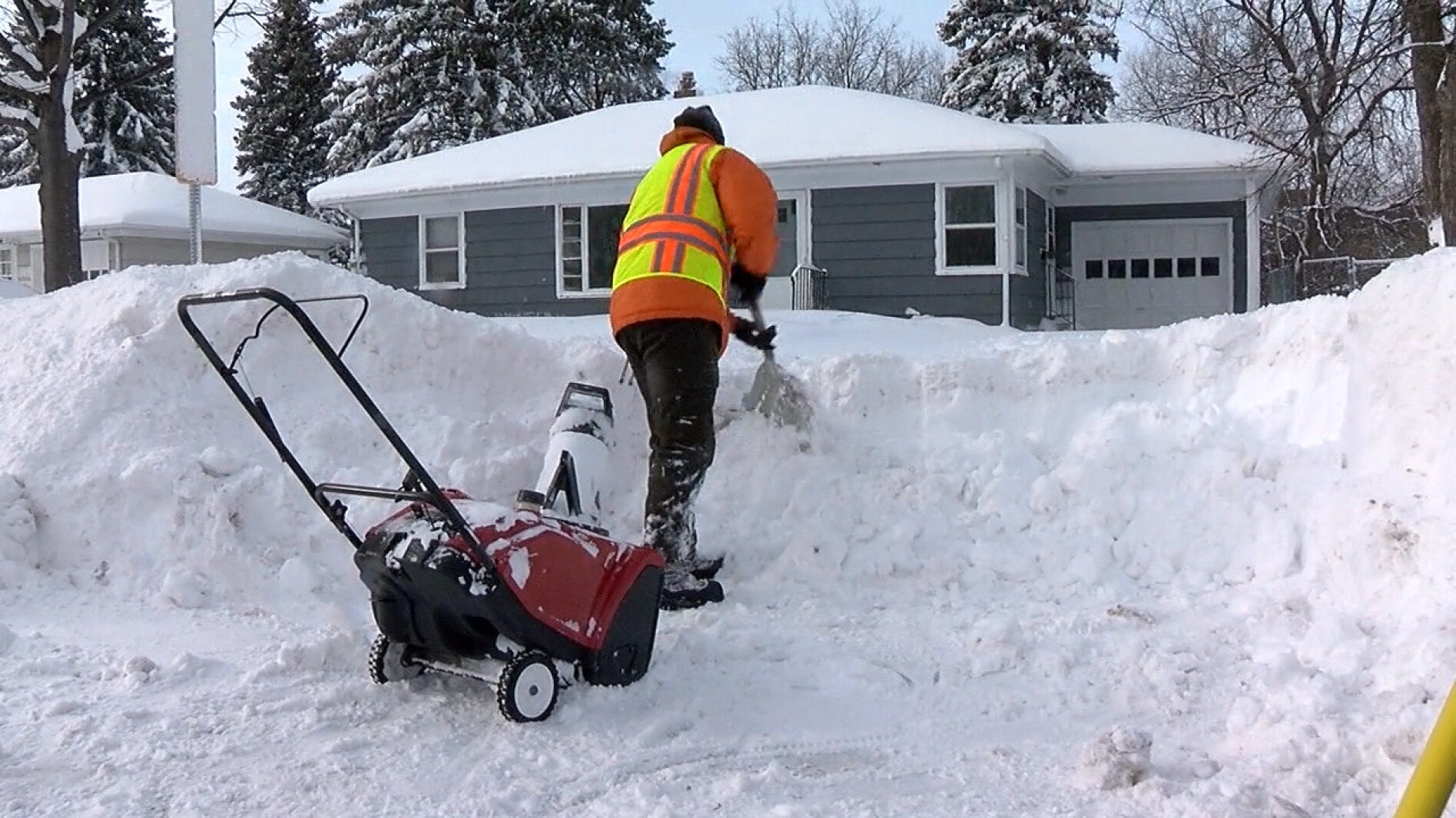 Snowblower repair calls spike after blizzard - InForum | Fargo ...