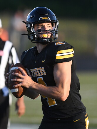 Jack Rivord 2022 Superior Telegram All-Area Football Team - Superior Telegram ...
