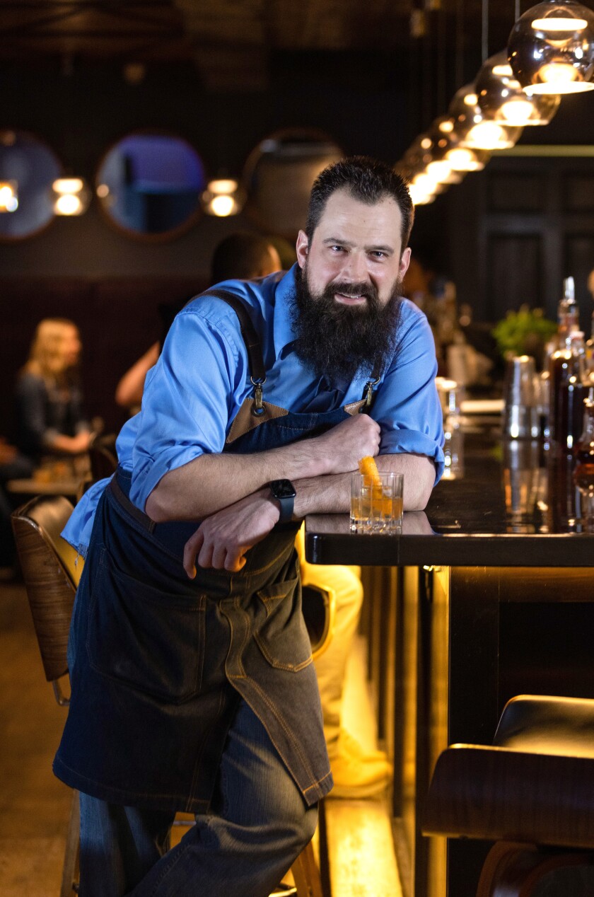 22-03-19 RM bartenders Kral-7477.jpg