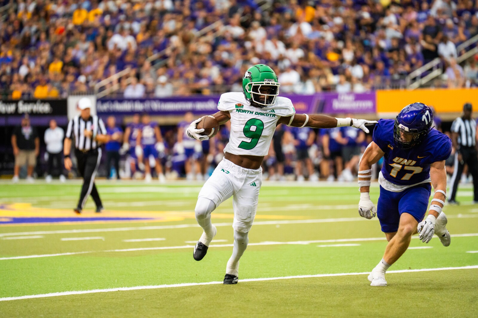 UND snaps 700-day road losing streak with dominant 35-7 win over Northern Iowa