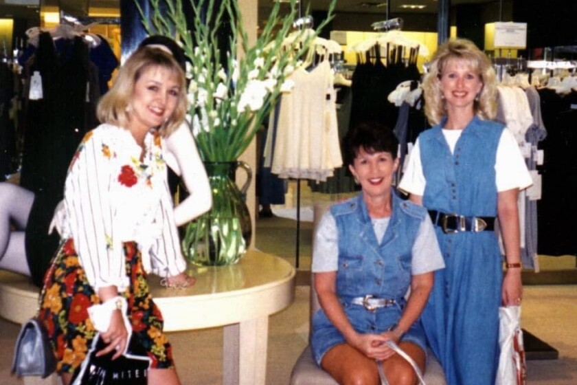Jodi H, Bev Salonen, Kelly (Salonen) Torguson, circa summer 1993, Mall of America.jpg