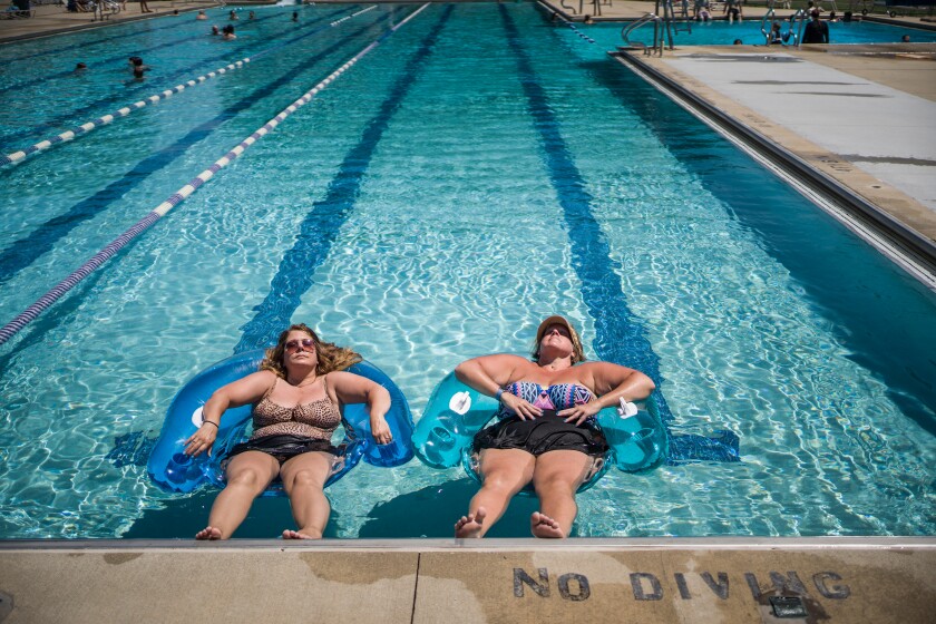 Soldiers Field Swimming Pool