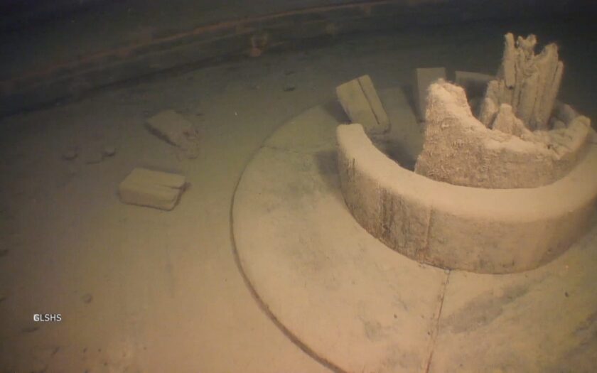 The-Atlanta-Shipwreck-Broken-Mast