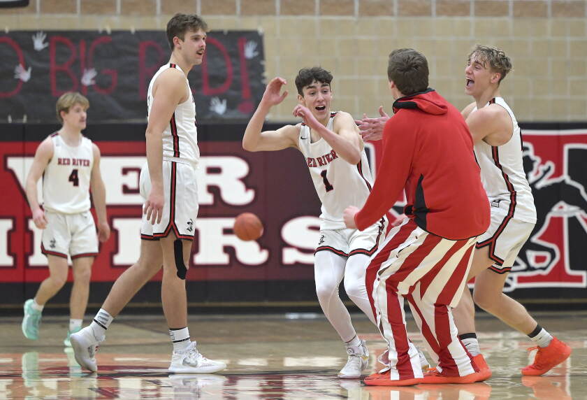 Four Rivers Razorback Pointer Role players lift Red River to 90-81 win over Central in East Region ...