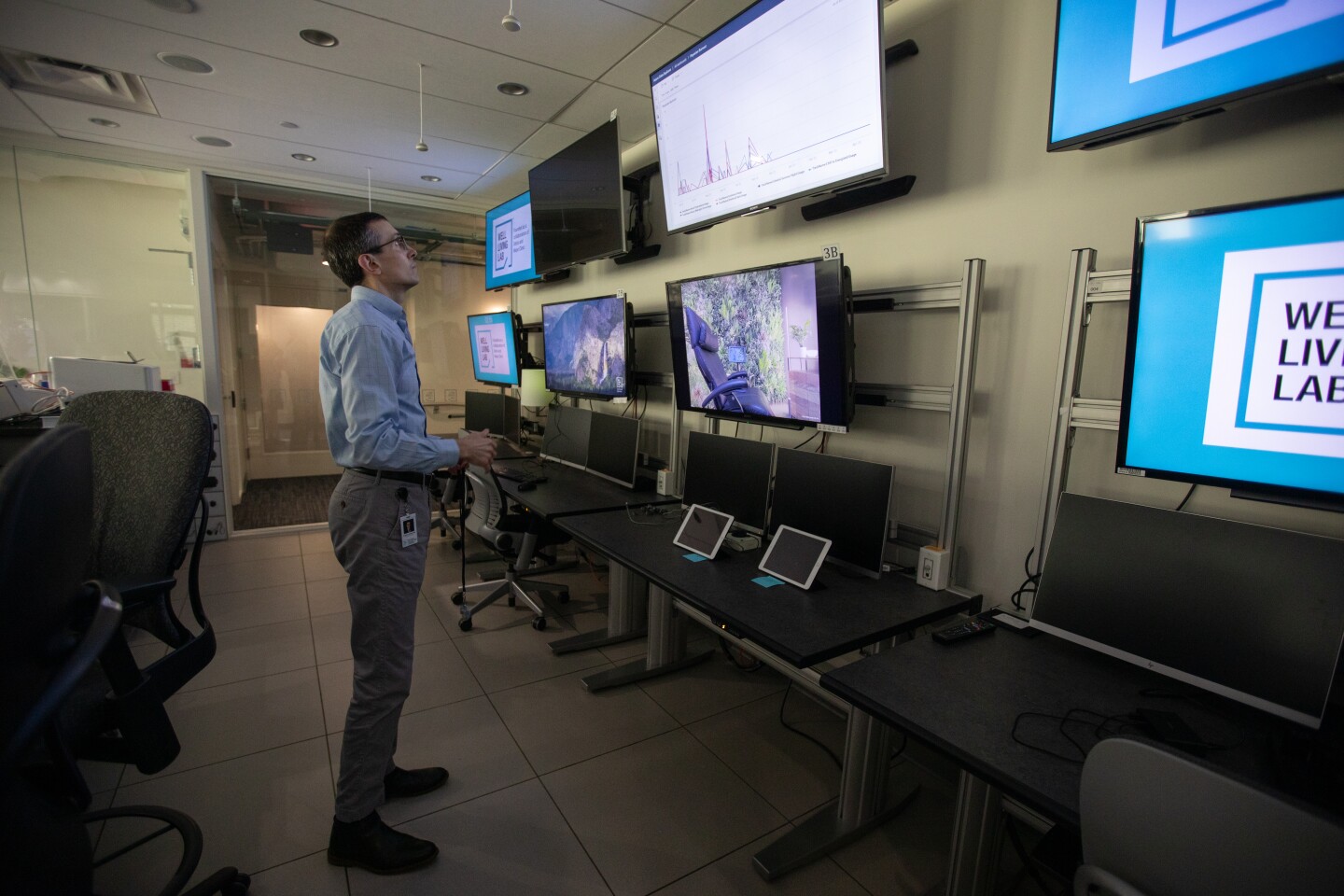 Amid a summer plagued with wildfire smoke, a Rochester lab looks at how ...