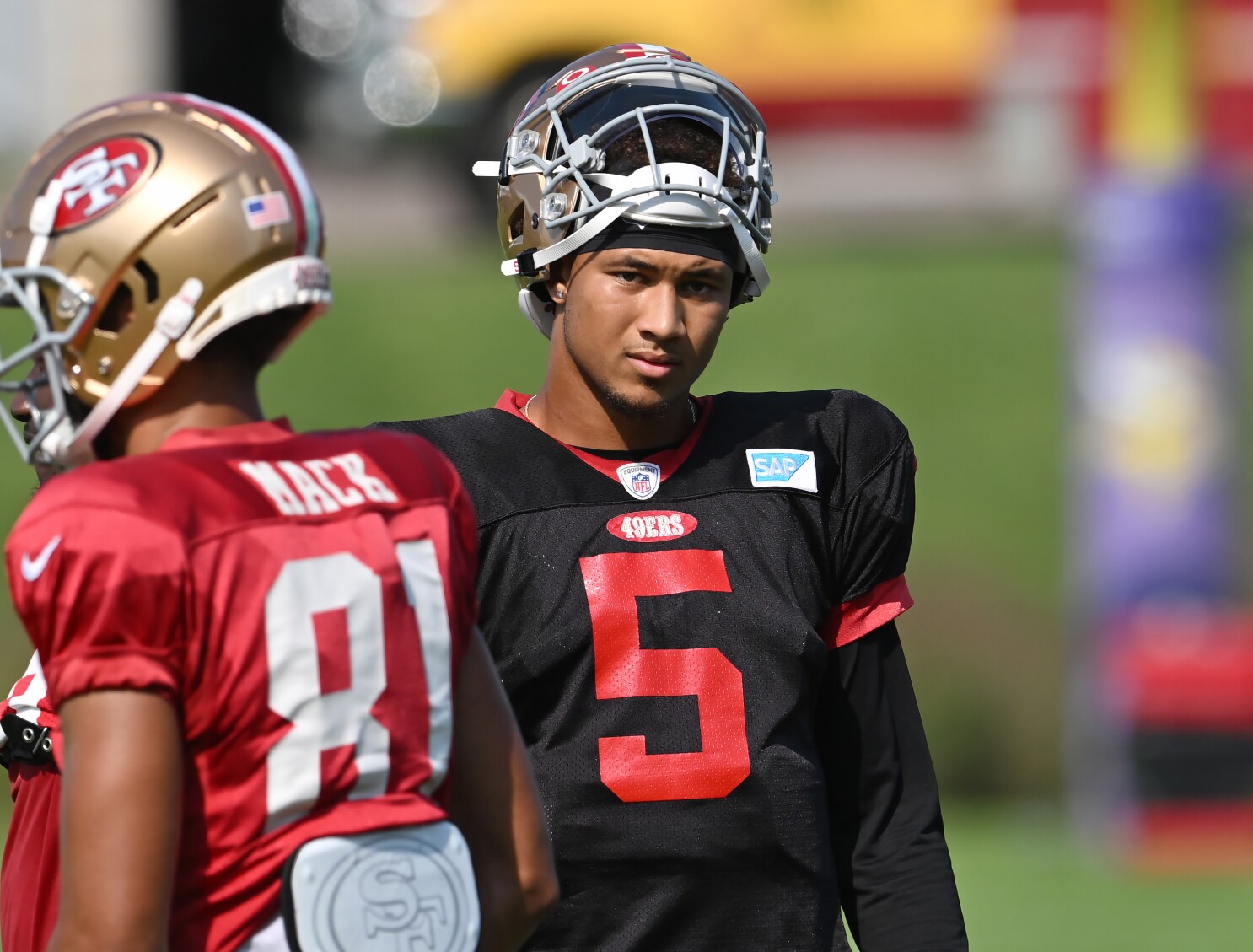 San Francisco 49ers rookie Trey Lance throws touchdown pass on first NFL  pass attempt against Detroit Lions 