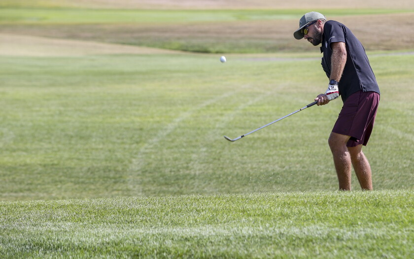 090826.S.FF.MOORHEADGOLF