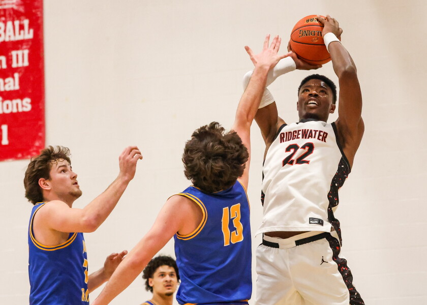 Men's basketball: Ridgewater Warriors get an extra helping of Mayo ...