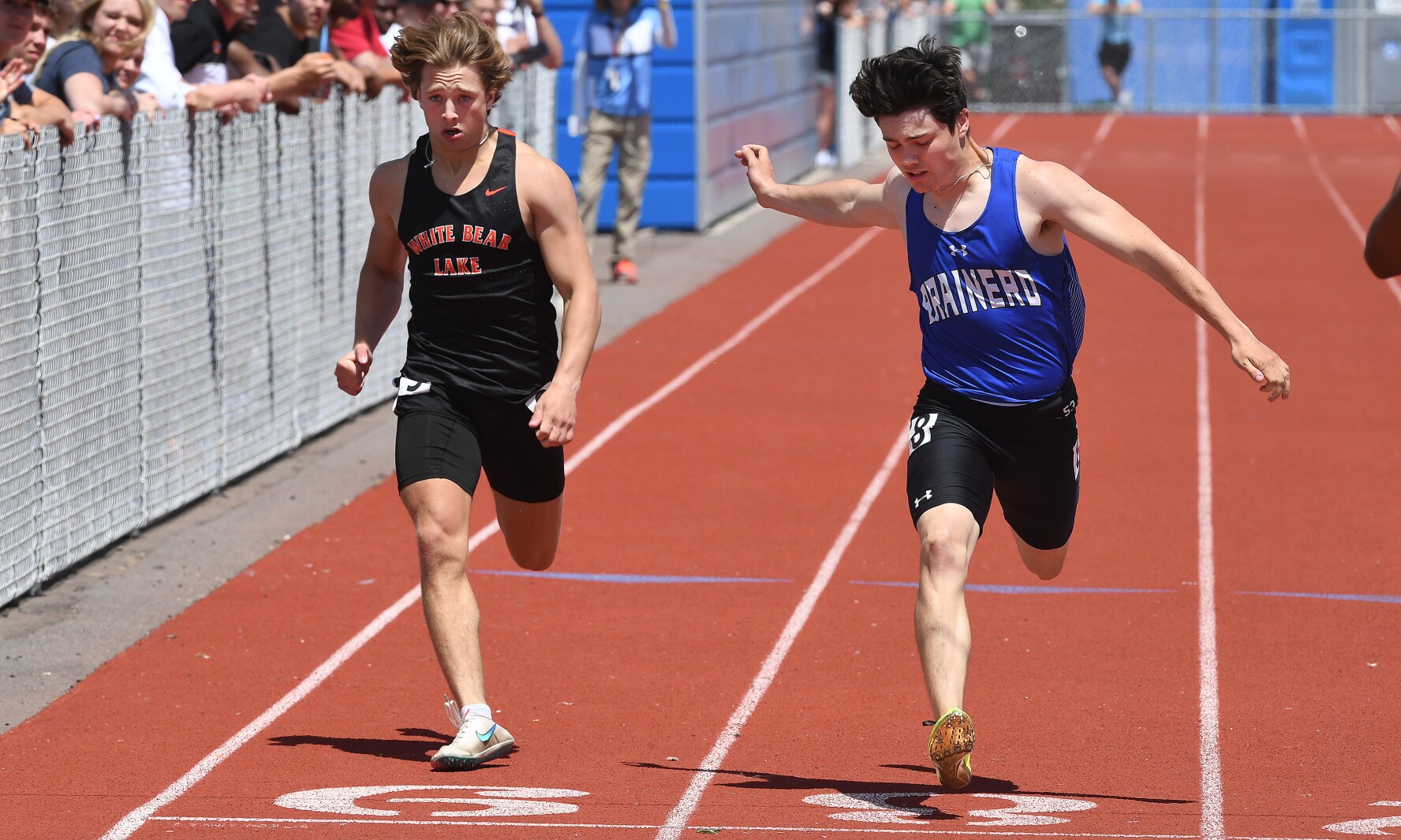 Dillon MacLaughlin competes in the 200-meter dash