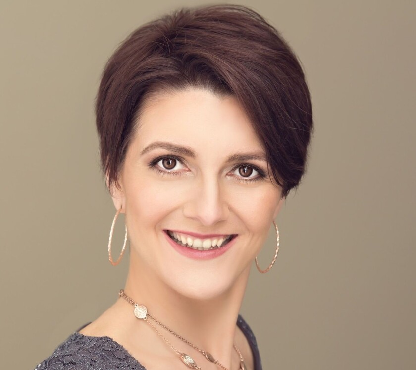 Sona Lesmeister.jpg