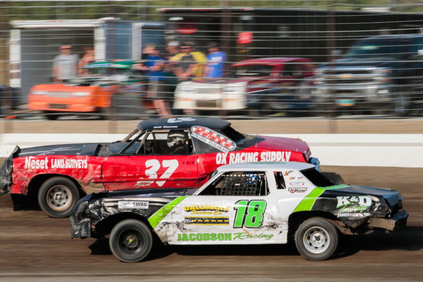 Joe Jacobson Racing Joe Jacobson leads the pack at the Jamestown Speedway - Jamestown Sun ...