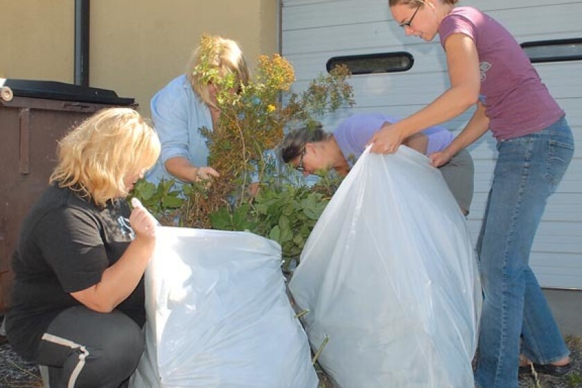 48294+201108300830-comm-cleanUP.jpg