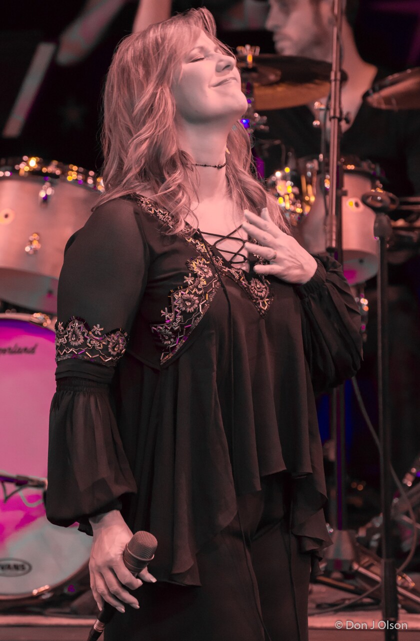 Aimee Lee_2.jpg