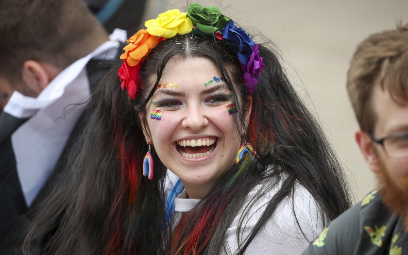 090621.N.DNT.PRIDE.C04.jpg
