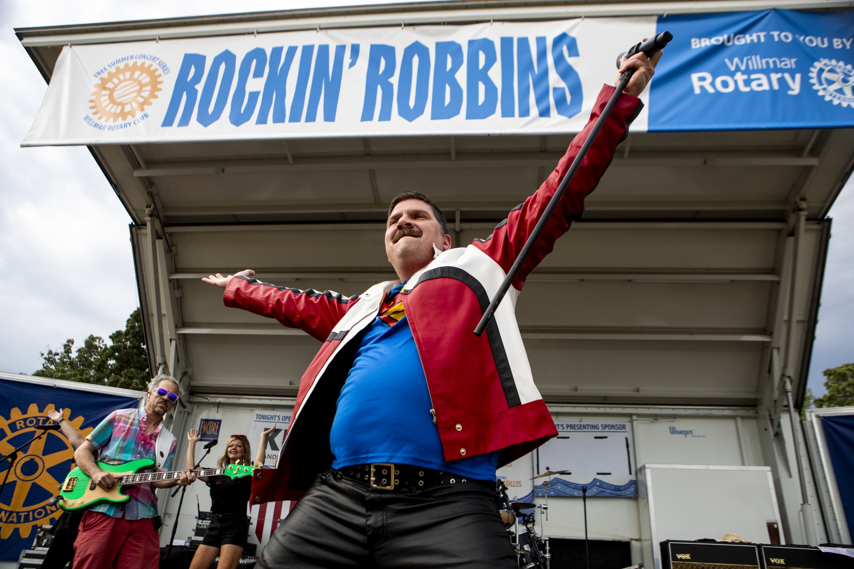 Photos: Rockin' Robbins features a little bit of blues and rock and ...