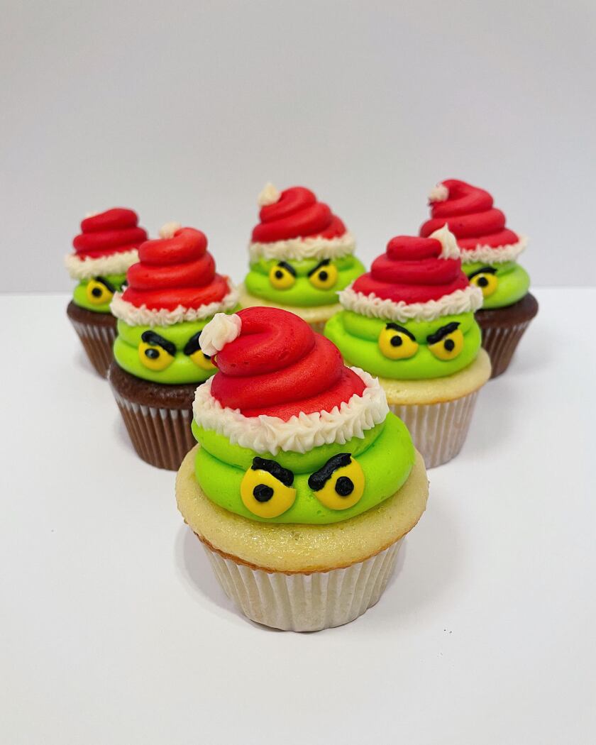 112221.B.FF.MAGGIEMAE-grinch.jpg