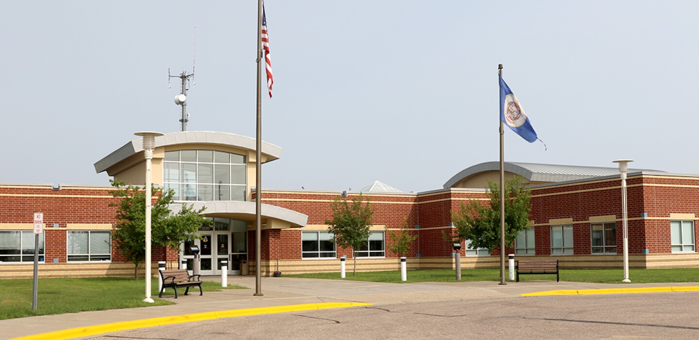 Nobles County Jail holds additional inmates due to Pipestone staffing