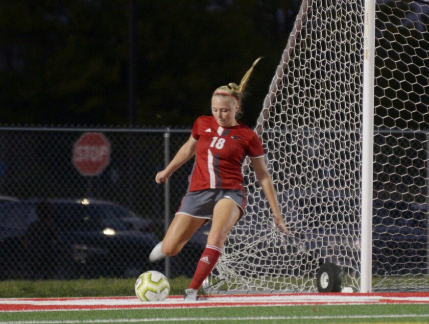092022.S.WCT.CARDINALS.SOCCER.GUSTAFSON.jpg