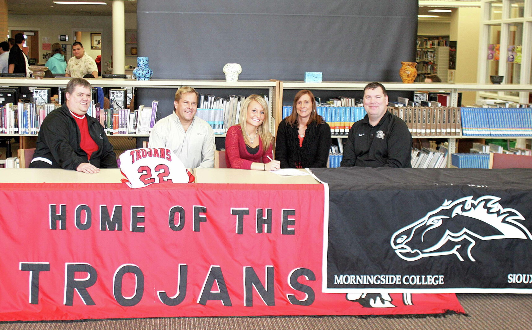 Gerber Sign GIRLS' BASKETALL: Gerber signs with Mustangs - The Globe | News ...