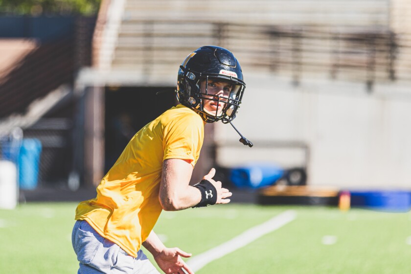 8-8-22HighSchoolFootballPracticeMitchell-19.jpg