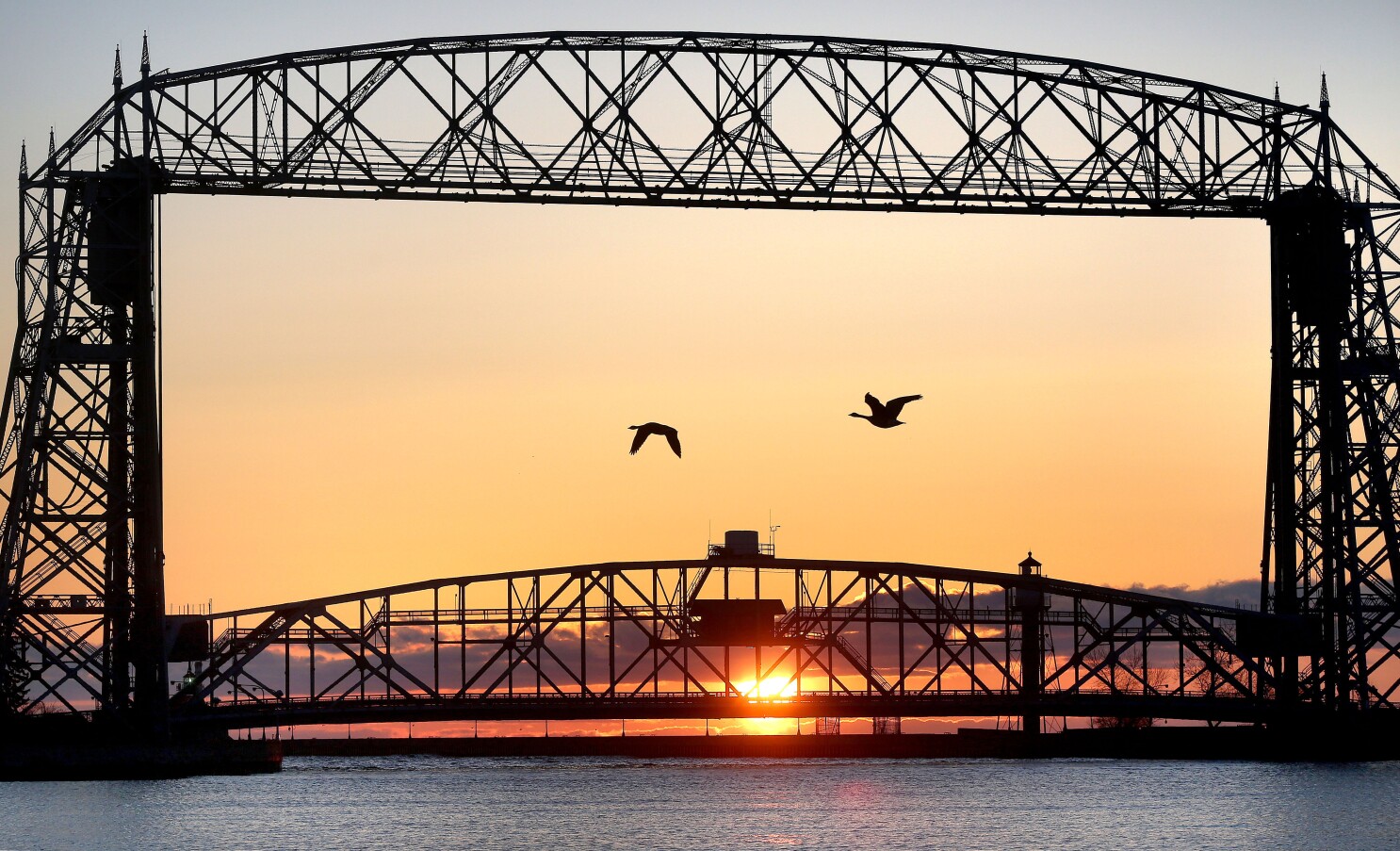 Duluth considers code change to protect views of Aerial Lift Bridge - Duluth News Tribune | News, weather, and sports from Duluth, Minnesota duluth-considers-code-change-to-protect-views-of-aerial-lift-bridge-duluth-news-tribune-news-weather-and-sports-from-duluth-minnesota