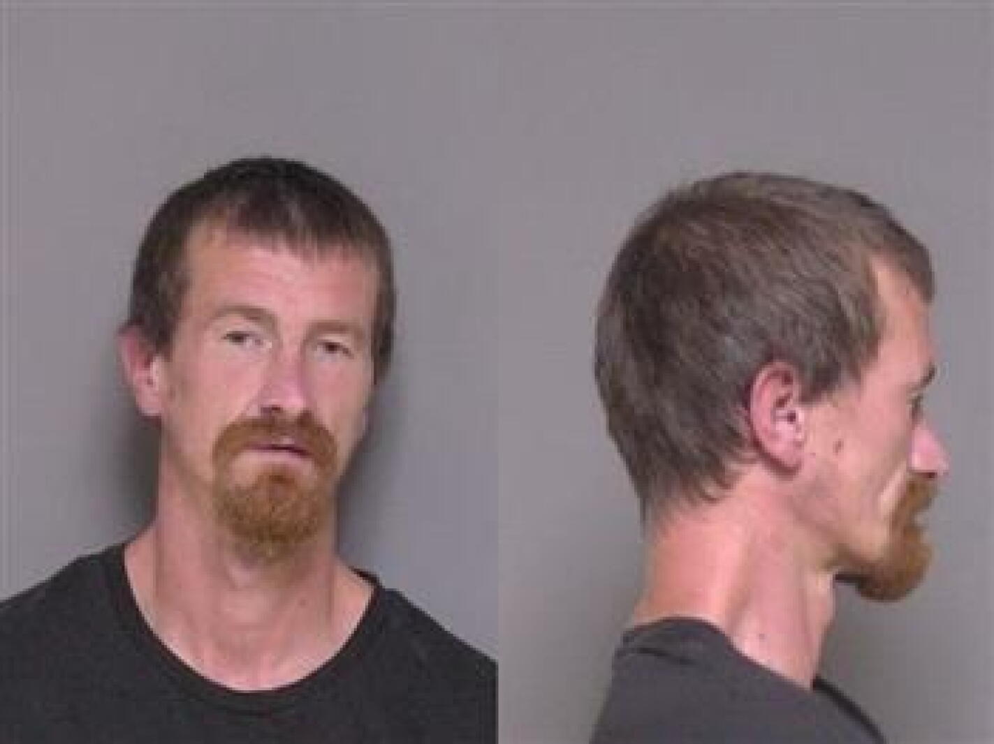 Man on probation charged with burglary of occupied home
