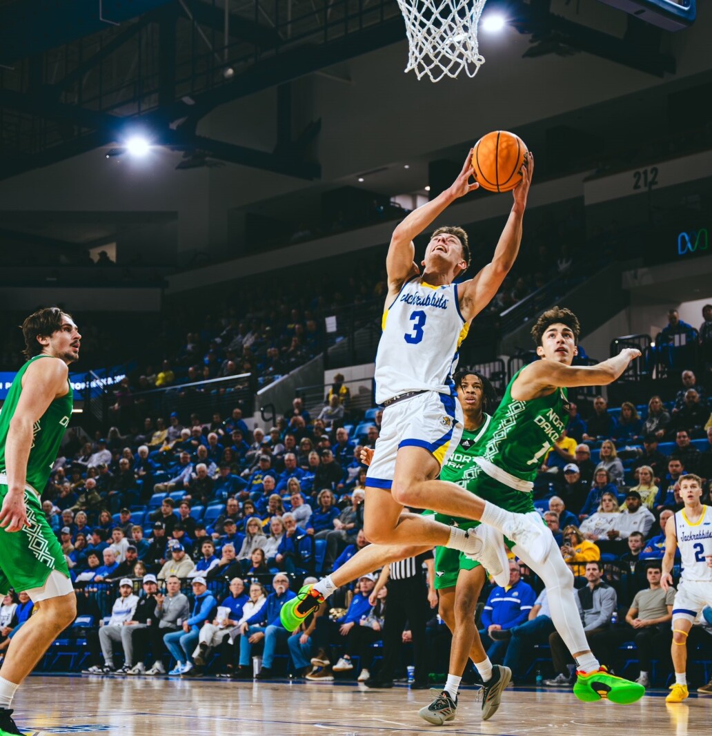 South Dakota State soars past North Dakota South Dakota State soars past North Dakota