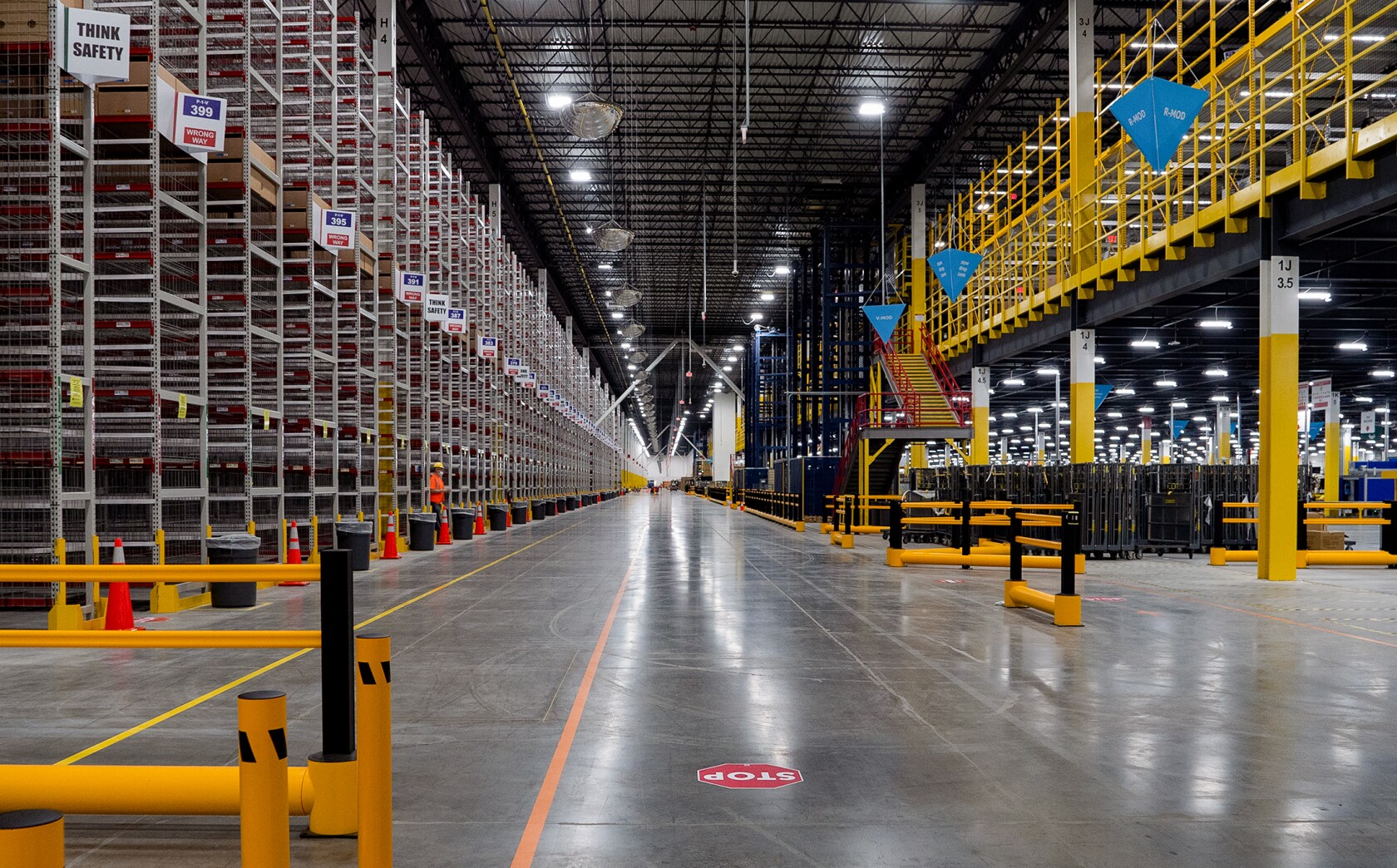 A look inside Fargo’s new 1.2 million-square-foot Amazon facility ...