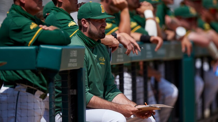 Tyler_Oakes_NDSU_Baseball_051521_0254_ZL.jpg
