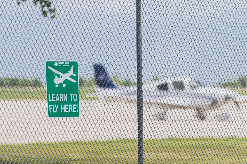 Congressional bid to raise pilot retirement age would only ‘help