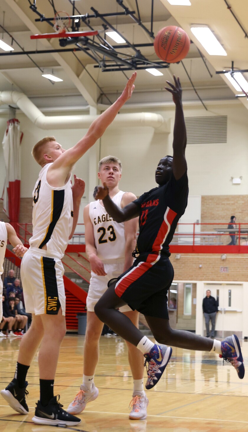 120221 N DG Worthington Trojans vs SWC Boys Basketball S3.jpg